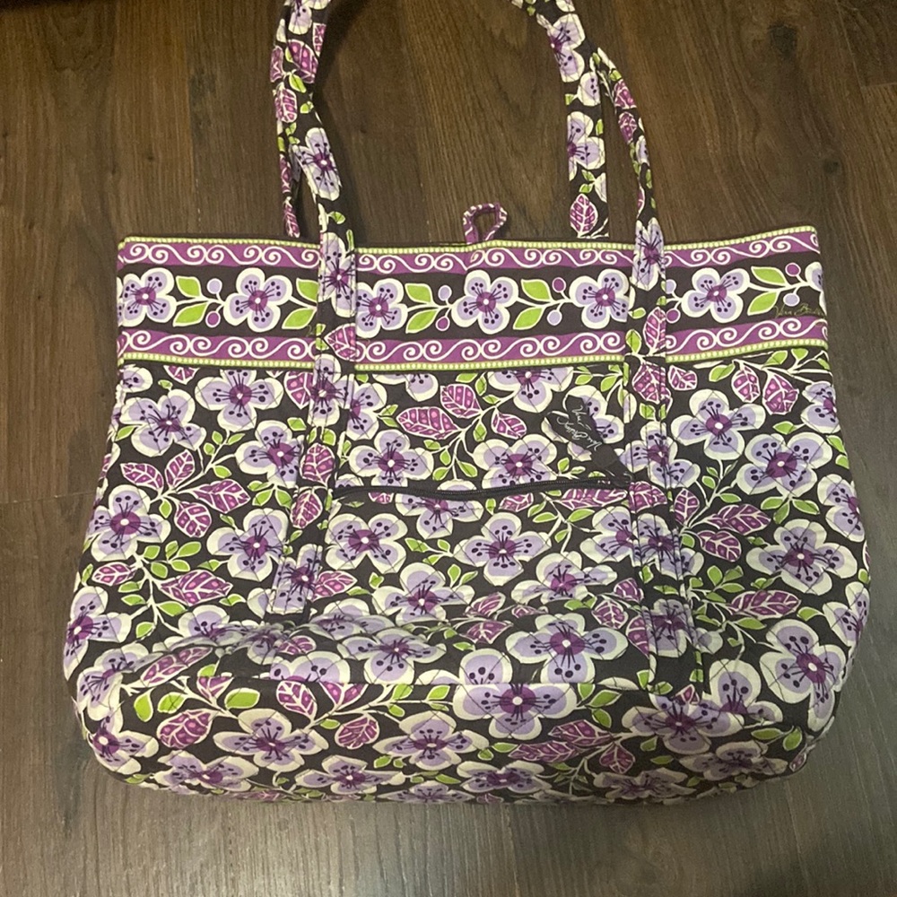 Extra large Vera Bradley purse 10/10